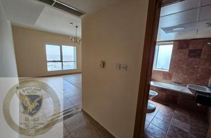 Apartment - 3 Bedrooms - 4 Bathrooms for rent in Al Majaz 2 - Al Majaz - Sharjah Apartment - 3 Bedrooms - 4 Bathrooms for rent in Al Majaz 2 - Al Majaz - Sharjah