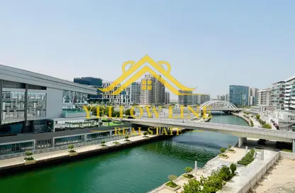 شقة - 2 غرف نوم - 3 حمامات للايجار في P2652 - شاطئ الراحة - أبوظبي