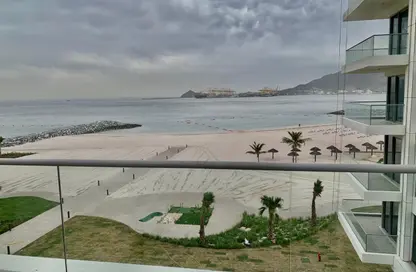 Apartment - 1 Bedroom - 2 Bathrooms for sale in Khor Fakkan Resort - Khor Fakkan - Sharjah