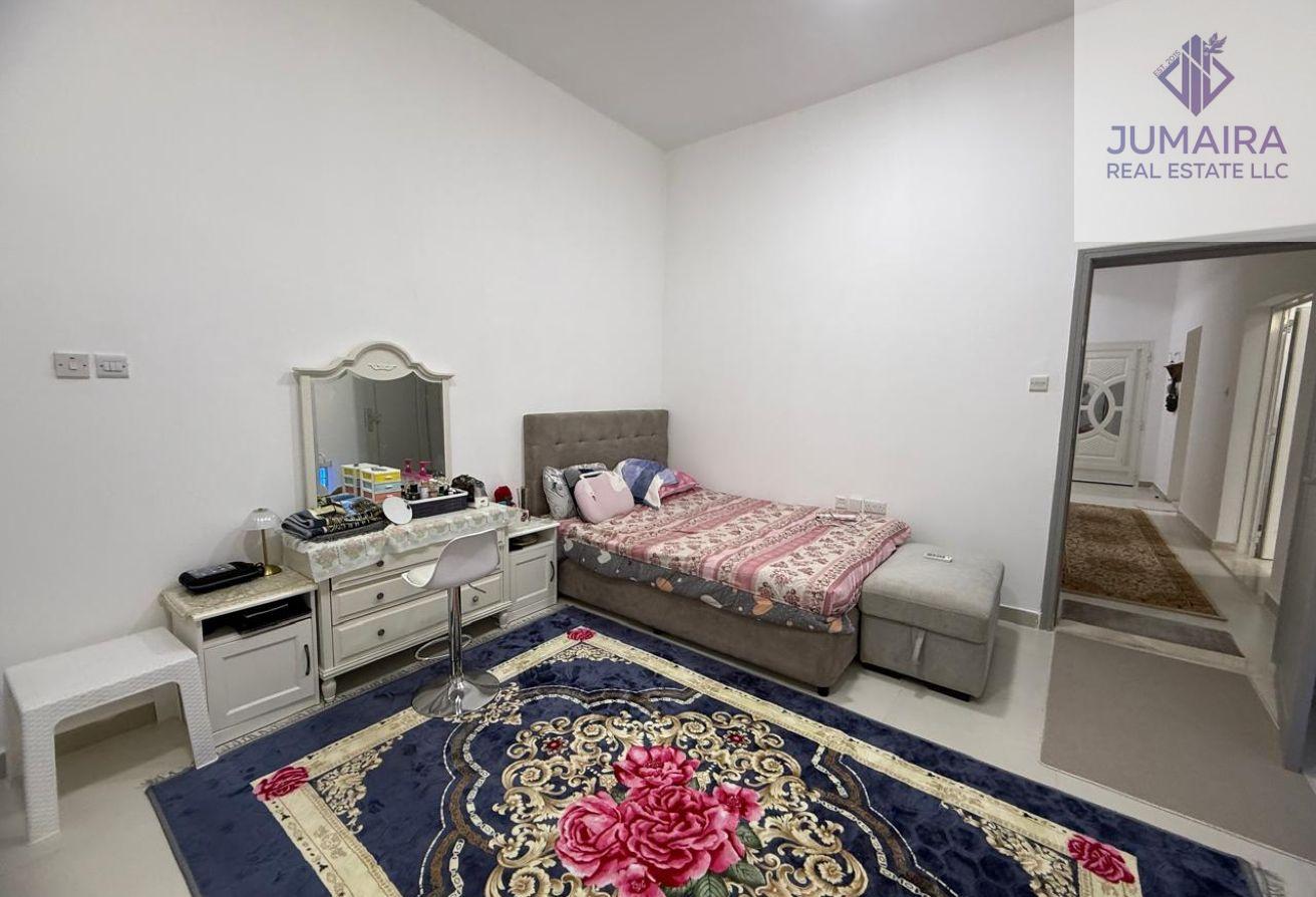 Furnished 3BR Villa | Prime Riffa Location