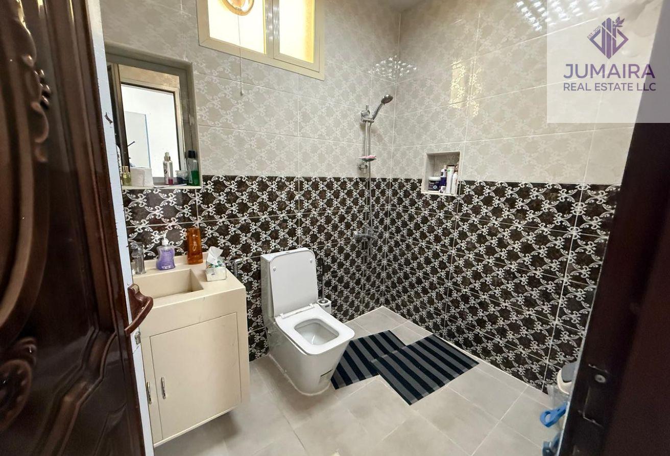 Furnished 3BR Villa | Prime Riffa Location