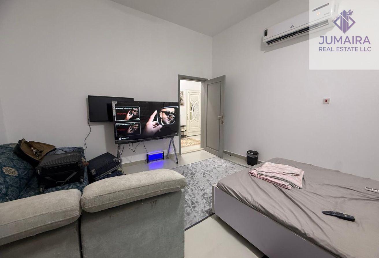 Furnished 3BR Villa | Prime Riffa Location