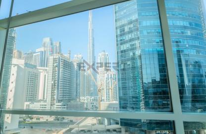 مكتب - استوديو - 1 حمام للايجار في برج بلو باي - الخليج التجاري - دبي