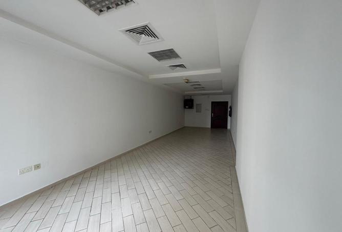 105118001 - Property Image 2