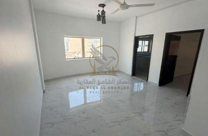 Apartment - 1 - 1 for rent in Al Qulaya'ah - Al Sharq - Sharjah Apartment - 1 - 1 for rent in Al Qulaya'ah - Al Sharq - Sharjah