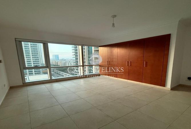 67454994 - Property Image 3