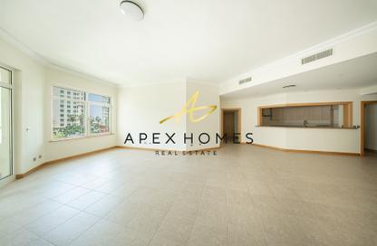 Apartment - 3 Bedrooms - 4 Bathrooms for rent in Al Habool - Shoreline Apartments - Palm Jumeirah - Dubai