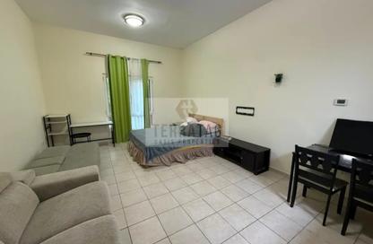Apartment - Studio - 1 for rent in Building 99 - Mediterranean Cluster - Discovery Gardens - Dubai