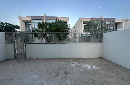 Villa - 4 - 5 for sale in Al Zahia - Muwaileh Commercial - Sharjah