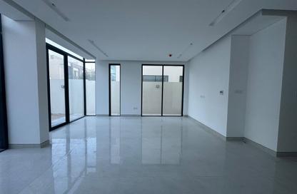 Villa - 4 - 5 for sale in Al Zahia - Muwaileh Commercial - Sharjah