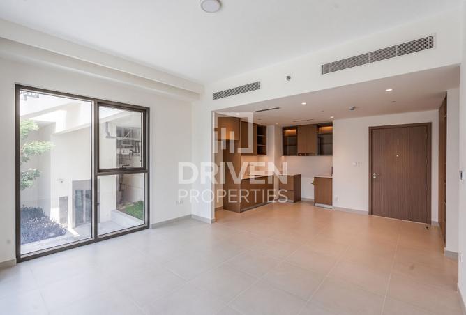 Waterfront Living | Ready to Move in | Low Floor photo 2