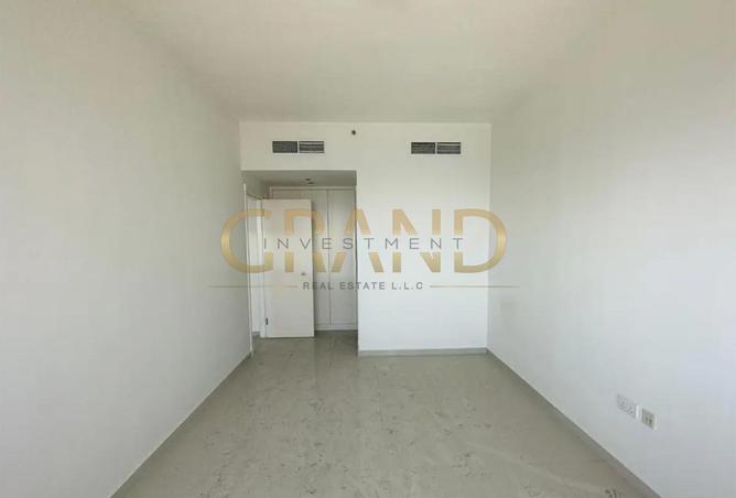114153349 - Property Image 3