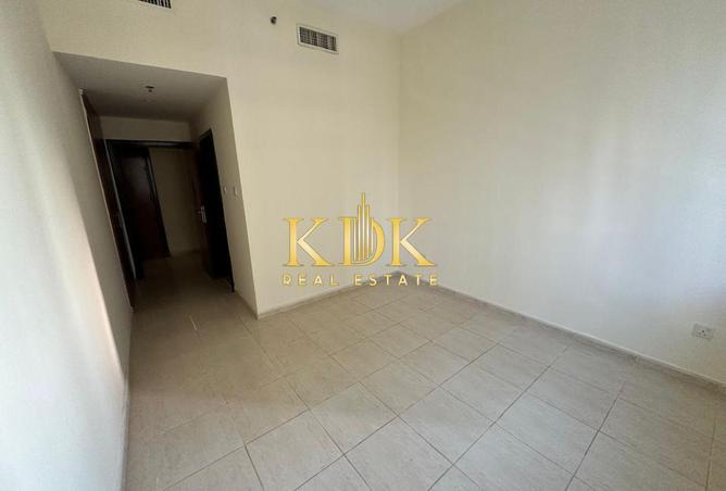 76570360 - Property Image 2