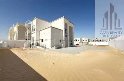 Villa - 4 Bedrooms - 6 Bathrooms for rent in Al Aweer 1 - Al Aweer - Dubai