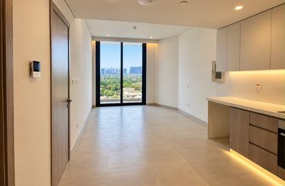 Apartment - 1 - 2 for sale in Condor Golf Links 18 - Dubai Sports City - Dubai