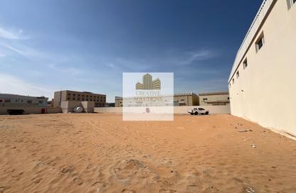Warehouse - Studio - 2 Bathrooms for rent in Umm Dir - Umm Al Quwain