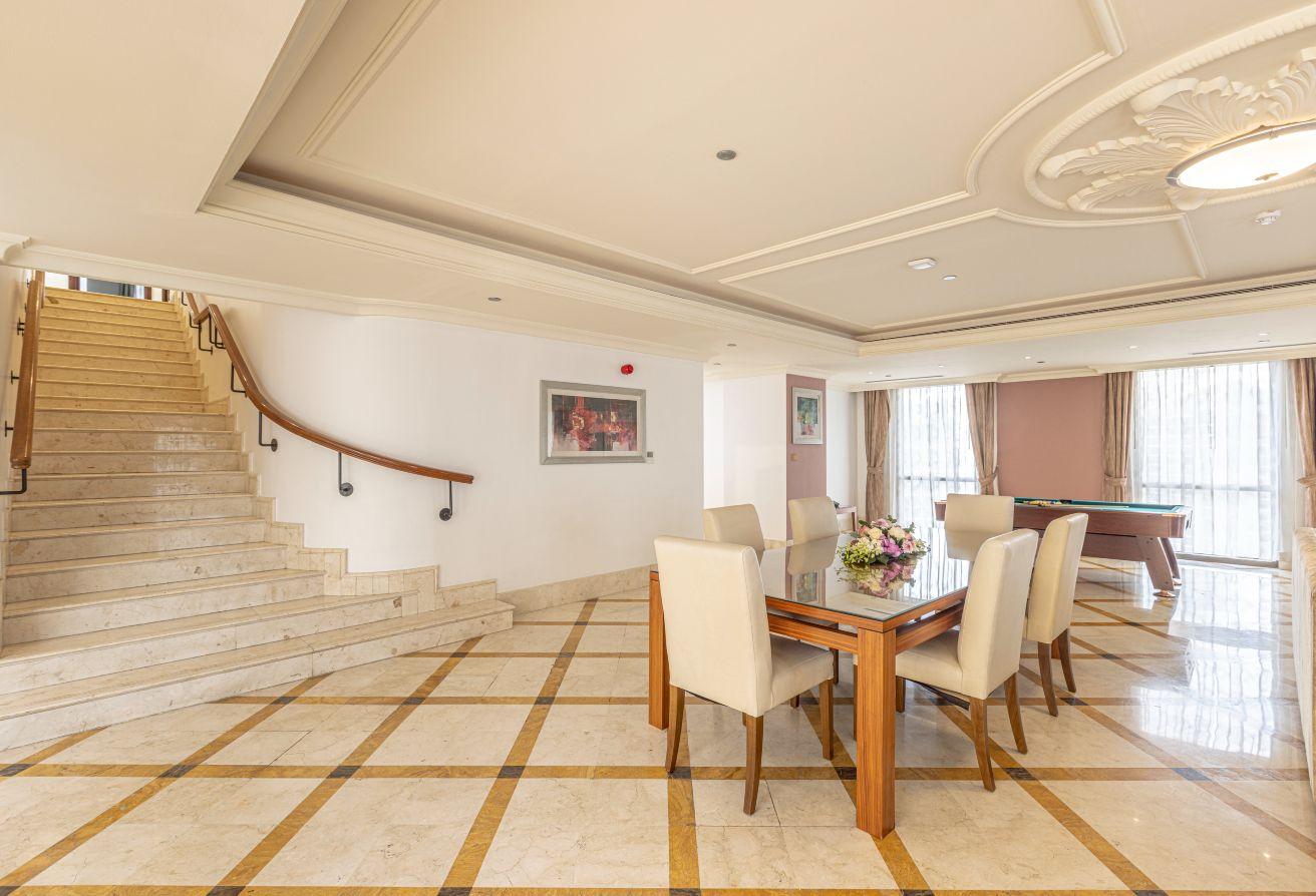 PRIVATE POOL l SPACIOUS PENTHOUSE l HEART OF JBR photo 5