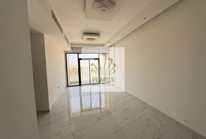 135184420 - Property Image 2