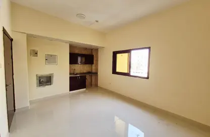 Apartment - Studio - 1 Bathroom for rent in Fire Station Road - Muwaileh - Sharjah