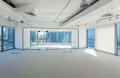 Office Space - Studio - 2 Bathrooms for rent in The Binary Tower - Business Bay - Dubai