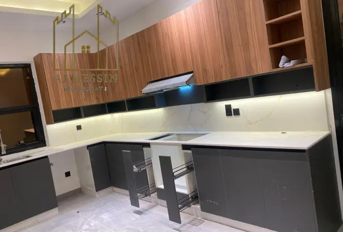 152829469 - Property Image 3
