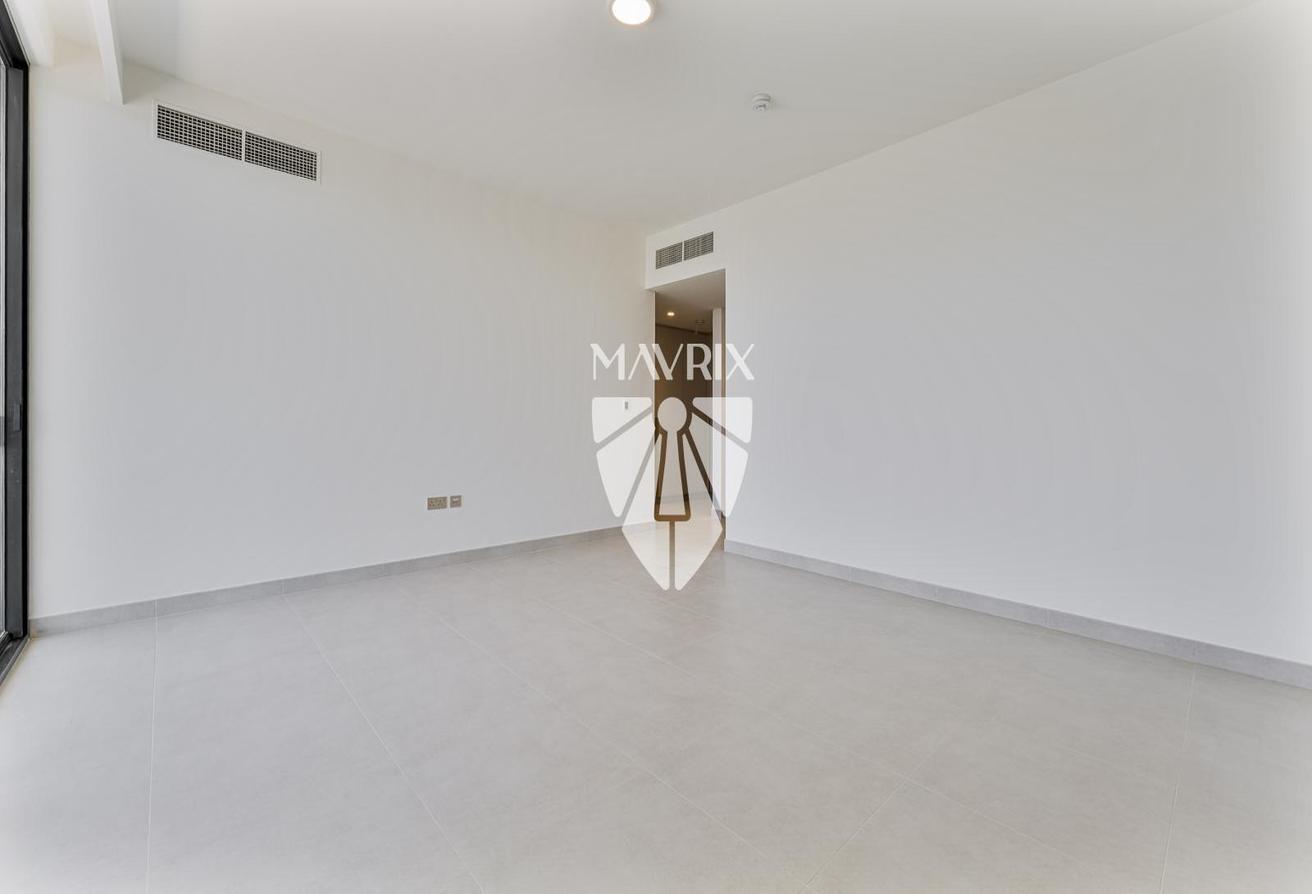 Move In Ready | Own Garden | Best Deal | Big Plot photo 15