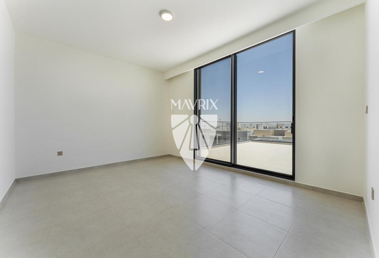 Move In Ready | Own Garden | Best Deal | Big Plot photo 19