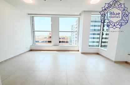 Apartment - 1 Bedroom - 2 Bathrooms for rent in DXB Tower - Sheikh Zayed Road - Dubai