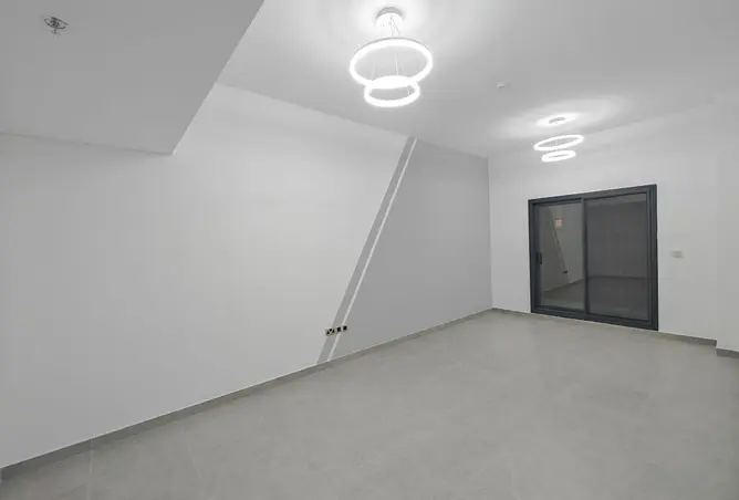 128373996 - Property Image 3
