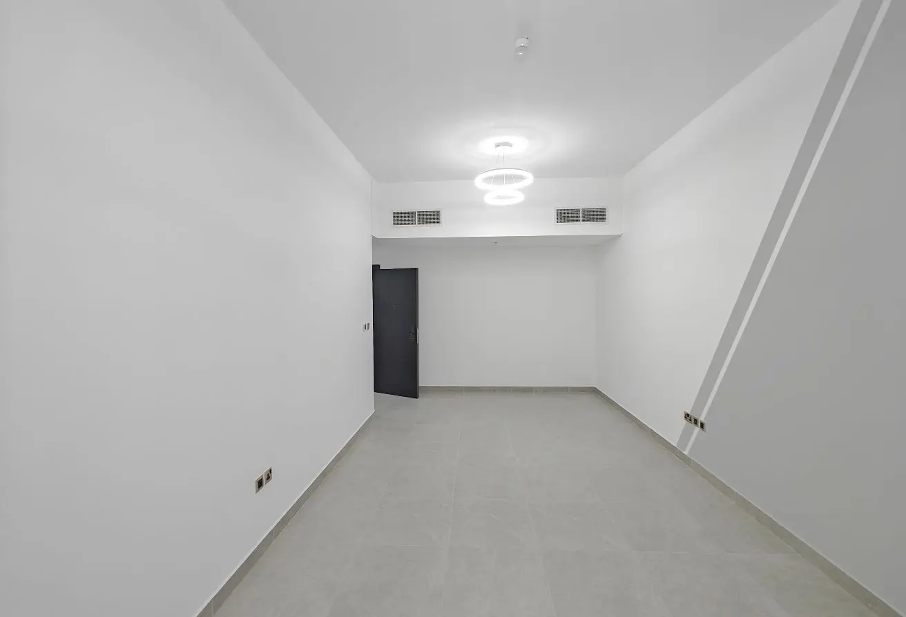 128373996 - Property Main Image