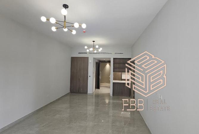 72305255 - Property Image 2