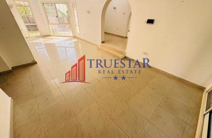 Villa - 4 - 4 for rent in Jumeirah 3 Villas - Jumeirah 3 - Jumeirah - Dubai