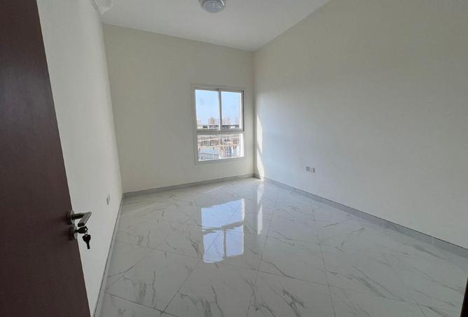 2OuFZdFYu3c - Property Main Image