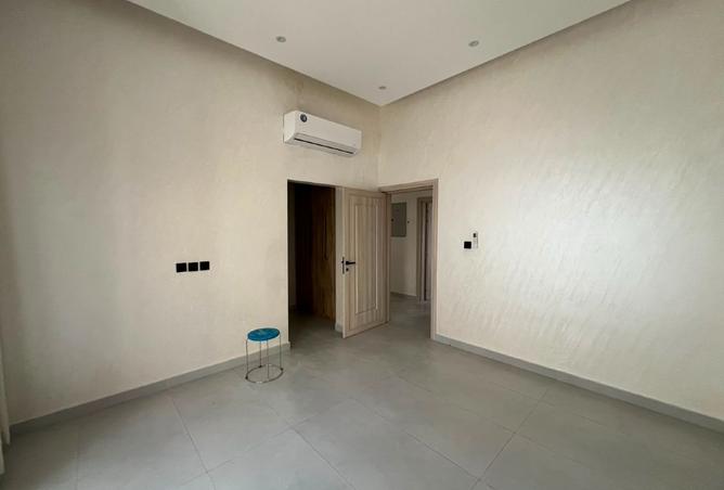 129319101 - Property Image 3