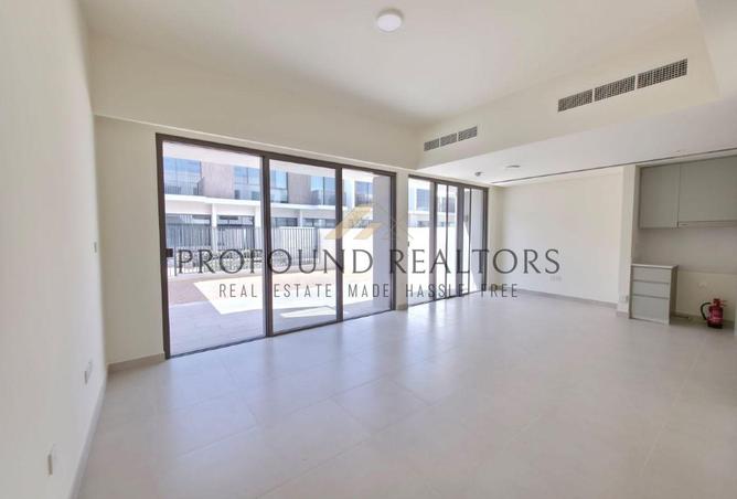 84064707 - Property Main Image