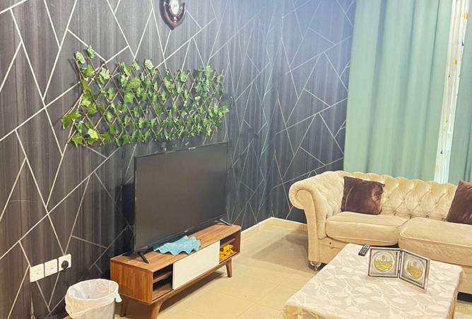 73878056 - Property Main Image