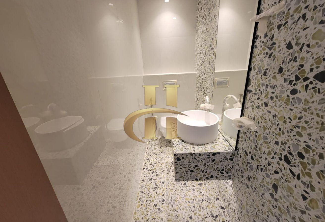 Brand new building | Furnished | Modern amenities photo 12