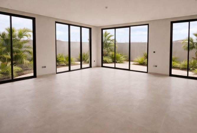 70290447 - Property Image 2