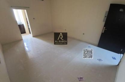 Apartment - Studio - 1 Bathroom for rent in Al Mowaihat 3 - Al Mowaihat - Ajman Apartment - Studio - 1 Bathroom for rent in Al Mowaihat 3 - Al Mowaihat - Ajman