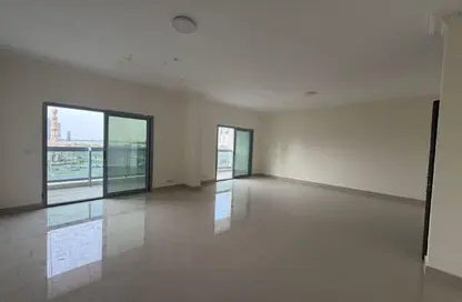 شقة - 2 غرف نوم - 3 حمامات للايجار في المجاز 2 - المجاز - الشارقة