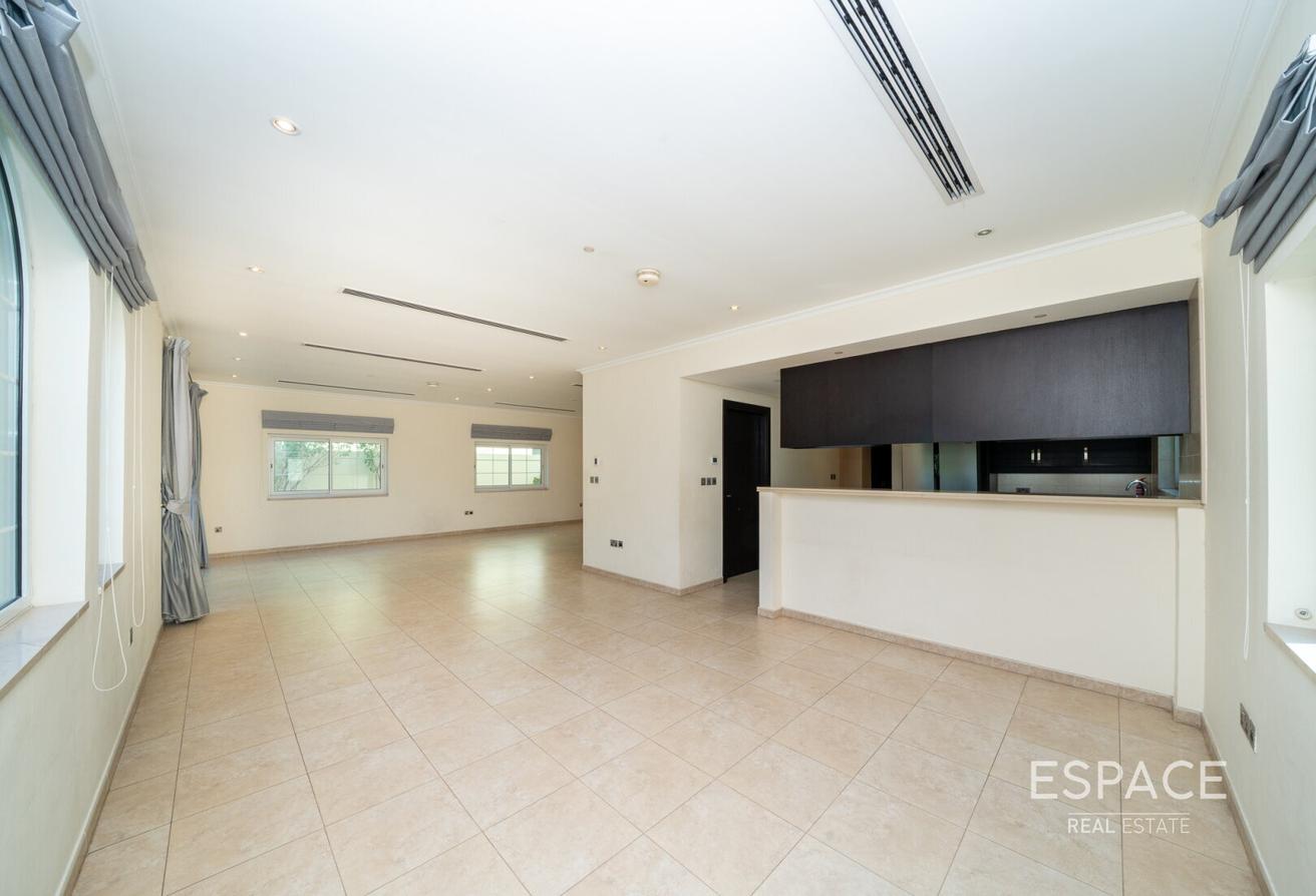 Extended Legacy Large Villa | 7553 SQFT | 3 Beds photo 5