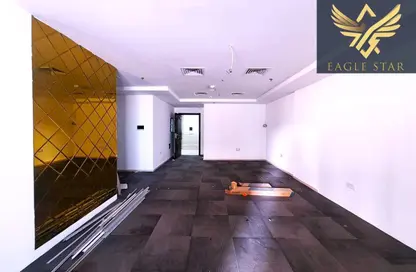 Full Floor - Studio - 1 Bathroom for rent in Al Barsha 1 - Al Barsha - Dubai