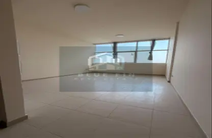 Apartment - 1 Bathroom for sale in Silicon Gates 4 - Silicon Gates - Dubai Silicon Oasis - Dubai