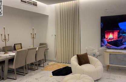 Apartment - 3 Bedrooms - 3 Bathrooms for sale in Oasis Tower - Al Rashidiya 1 - Al Rashidiya - Ajman