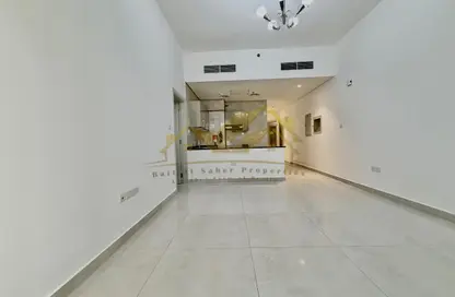 شقة - غرفة نوم - 2 حمامات للايجار في جميرا جاردن سيتي - السطوة - دبي