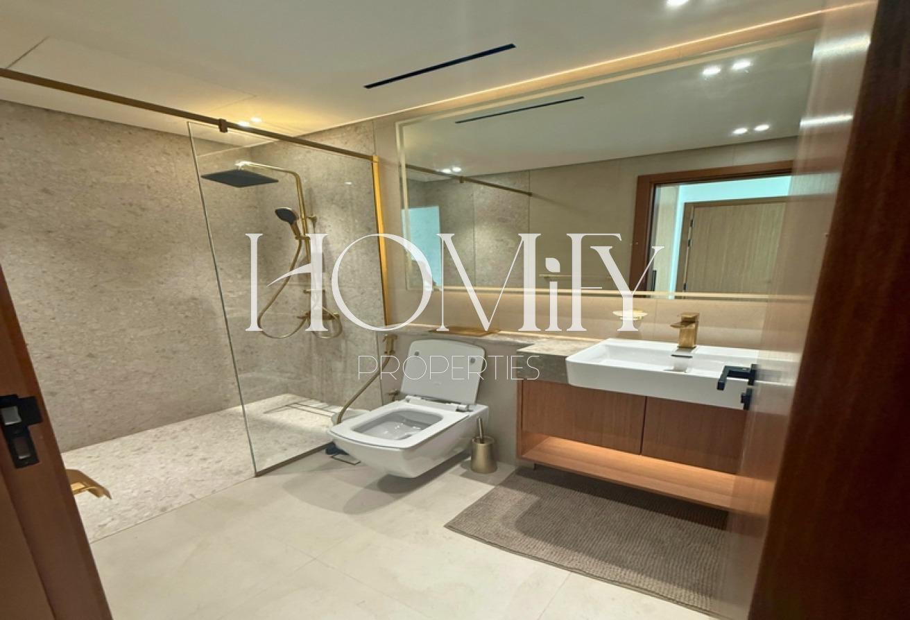 Stylish modern | Near to the exit | Spacious 1br photo 10