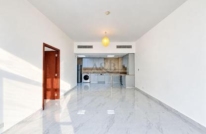 Apartment - 1 - 2 for rent in Easton Court - Motor City - Dubai