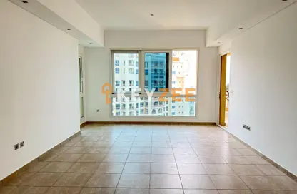 Apartment - 2 Bedrooms - 3 Bathrooms for rent in Marina Residences 6 - Marina Residences - Palm Jumeirah - Dubai