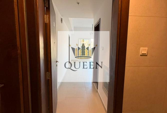 102823905 - Property Image 3