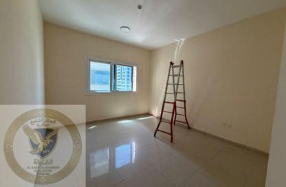 Apartment - 2 Bedrooms - 2 Bathrooms for rent in Al Khan Corniche - Al Khan - Sharjah
